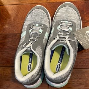 Sneakers: Dr Scholls